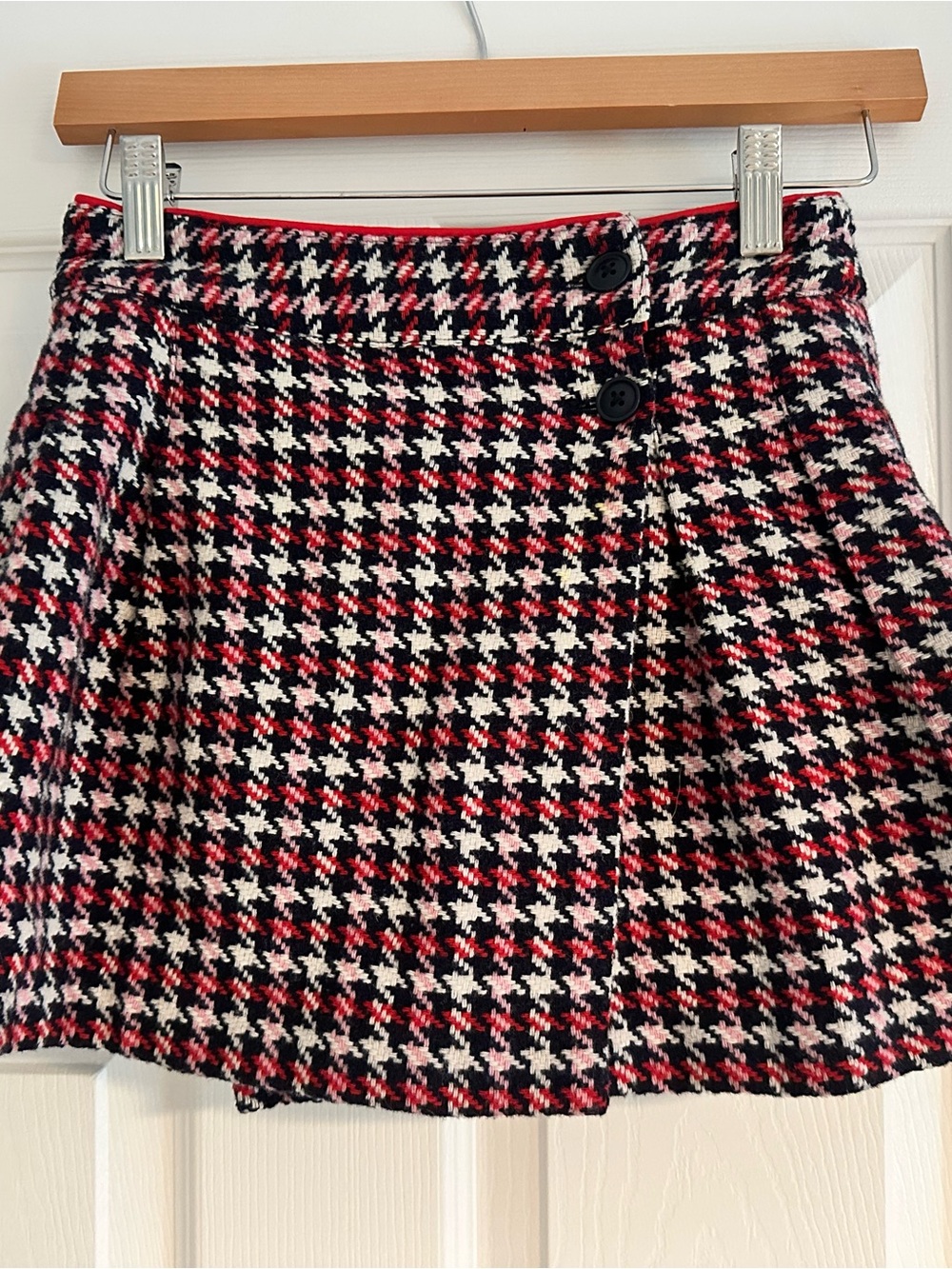 Boden Black, White & Pink Houndstooth Mini Skirt, size 9/10
